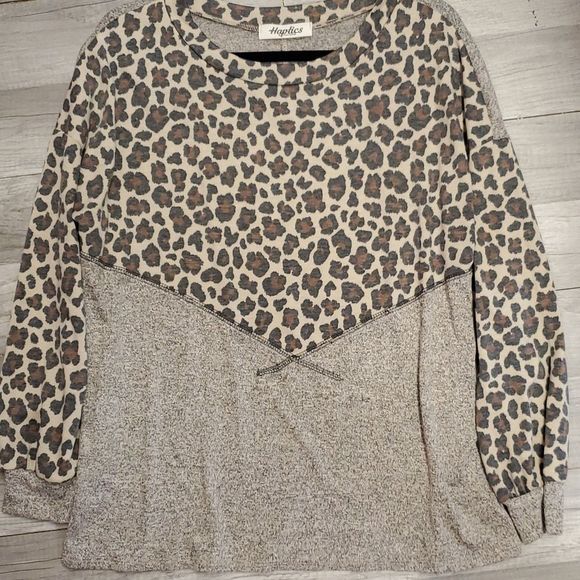 Sweetbb Tops - Grey Leopard Knit Top S
